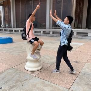 Meet your Posher, Jonathan